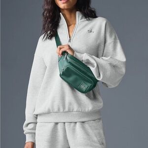 Alo Gray Accolade 1/4 Zip Pullover